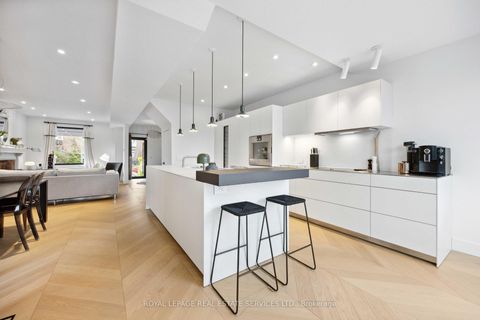 Photo 9 at 427 Annette Street, High Park North, Toronto