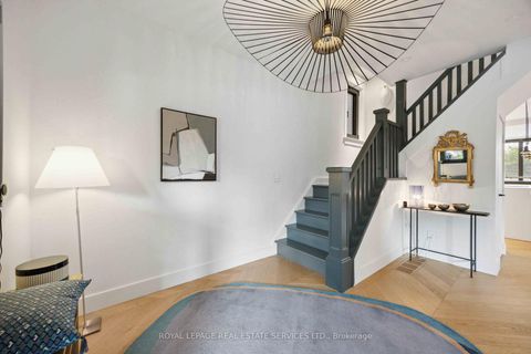 Photo 15 at 427 Annette Street, High Park North, Toronto