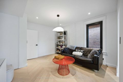 Photo 22 at 427 Annette Street, High Park North, Toronto
