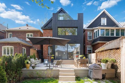 Photo 26 at 427 Annette Street, High Park North, Toronto
