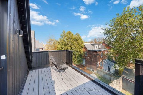 Photo 33 at 427 Annette Street, High Park North, Toronto