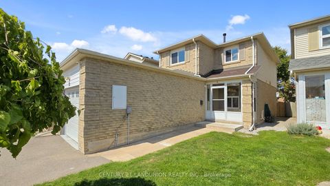 Photo 2 at 78 Maresfield Drive, Milliken, Toronto