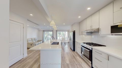 Photo 5 at 78 Maresfield Drive, Milliken, Toronto