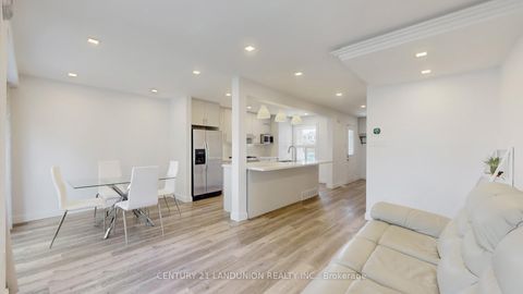 Photo 8 at 78 Maresfield Drive, Milliken, Toronto