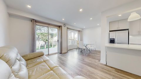 Photo 9 at 78 Maresfield Drive, Milliken, Toronto