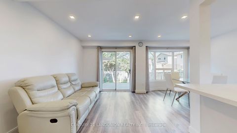 Photo 10 at 78 Maresfield Drive, Milliken, Toronto