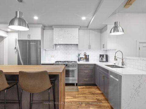 Photo 10 at 116 Pinewood Avenue, Cedarvale, Toronto