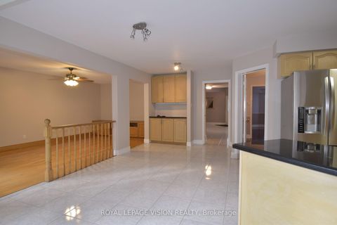 Photo 10 at 14 Glenheather Terrace, Rouge E11, Toronto