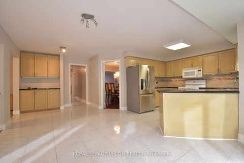 Photo 13 at 14 Glenheather Terrace, Rouge E11, Toronto