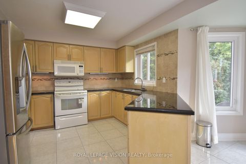 Photo 14 at 14 Glenheather Terrace, Rouge E11, Toronto