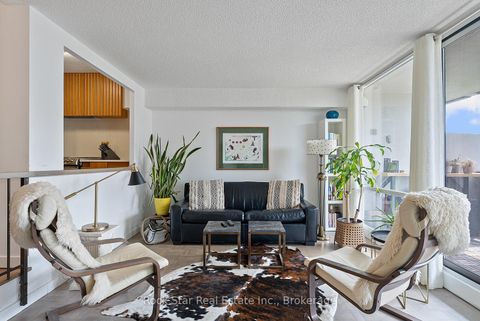 Photo 13 at 1305 - 270 Scarlett Road, Smythe, Toronto