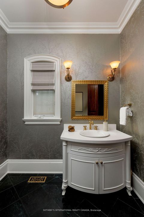 Photo 13 at 67 Kingsway Crescent, Kingsway South, Toronto