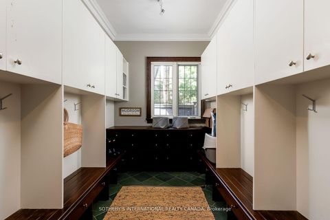 Photo 14 at 67 Kingsway Crescent, Kingsway South, Toronto