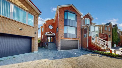 Photo 1 at 33 Carnival Court, Branson, Toronto