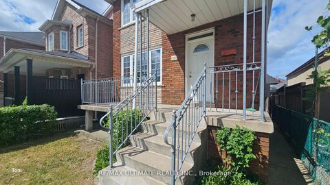 Photo 1 at 300 Earlscourt Avenue, Fairbank, Toronto
