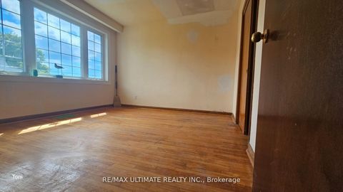 Photo 12 at 300 Earlscourt Avenue, Fairbank, Toronto