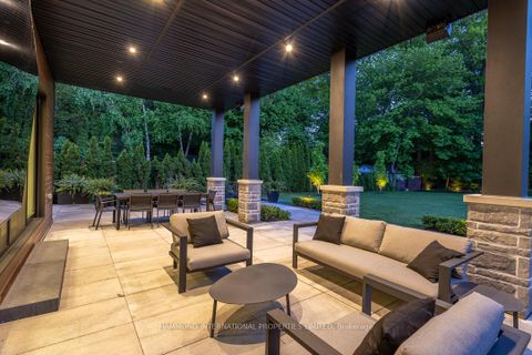 Photo 2 at 14 Penhale Drive, Humber Heights, Toronto
