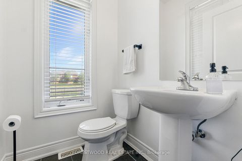 Photo 3 at 634 Sweetwater Crescent, Glenway Estates, Newmarket