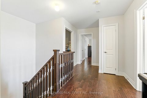 Photo 14 at 634 Sweetwater Crescent, Glenway Estates, Newmarket