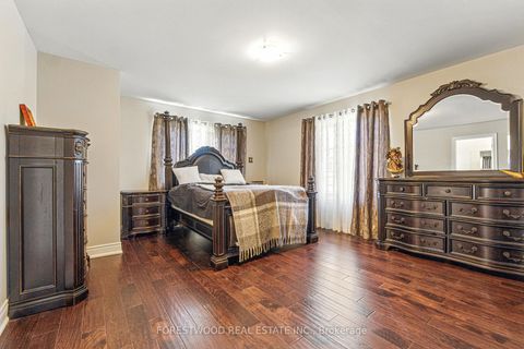 Photo 16 at 634 Sweetwater Crescent, Glenway Estates, Newmarket