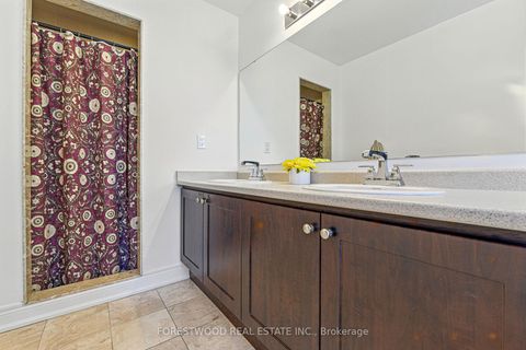 Photo 20 at 634 Sweetwater Crescent, Glenway Estates, Newmarket