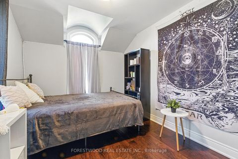 Photo 21 at 634 Sweetwater Crescent, Glenway Estates, Newmarket