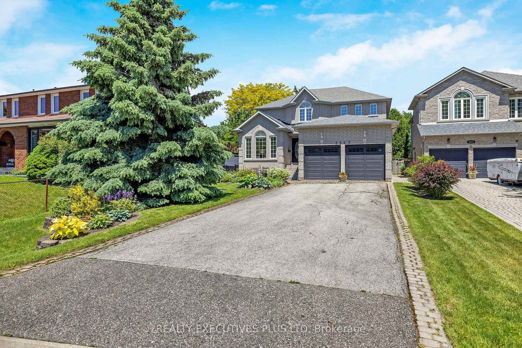 2547 Morrison Avenue, Erindale, Mississauga by Loree Meneguzzi Real Estate 2547 Morrison Avenue, Erindale, Mississauga