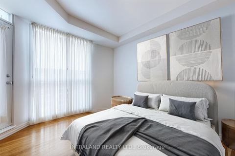 Photo 5 at 705 - 4200 Bathurst Street, Clanton Park, Toronto