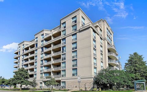 Photo 16 at 705 - 4200 Bathurst Street, Clanton Park, Toronto