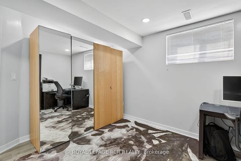 Photo 32 at 19 Navaho Drive, Pleasant View, Toronto
