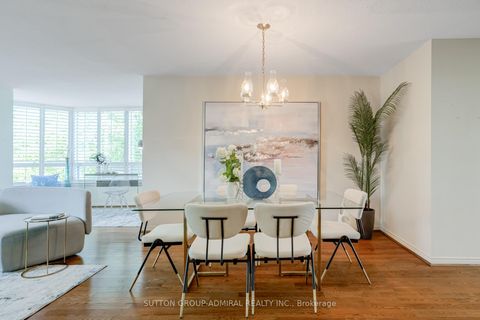 Photo 4 at 311 - 7250 Yonge Street, Yorkhill, Vaughan