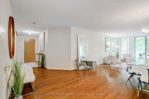Photo 6 at 311 - 7250 Yonge Street, Yorkhill, Vaughan