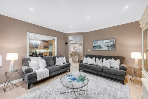 Photo 15 at 444 Highcliffe Drive, Uplands, Vaughan