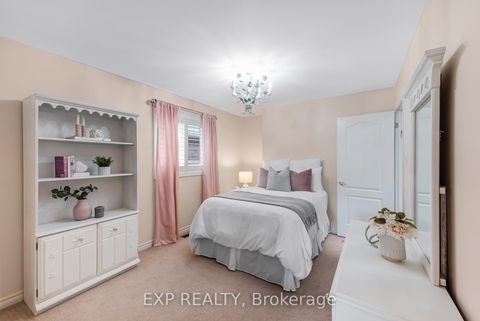 Photo 28 at 444 Highcliffe Drive, Uplands, Vaughan