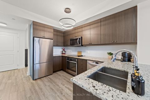 Photo 17 at 916 - 9618 Yonge Street, North Richvale, Richmond Hill