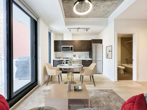 Photo 2 at 606 - 11 Charlotte Street, Waterfront Communities C1, Toronto