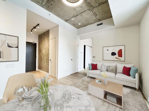 Photo 6 at 606 - 11 Charlotte Street, Waterfront Communities C1, Toronto