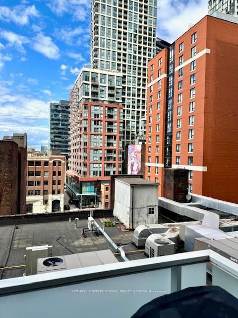 Photo 13 at 606 - 11 Charlotte Street, Waterfront Communities C1, Toronto