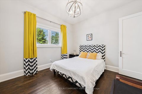 Photo 22 at 8 Winterport Court, South Richvale, Richmond Hill