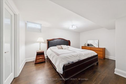 Photo 33 at 8 Winterport Court, South Richvale, Richmond Hill