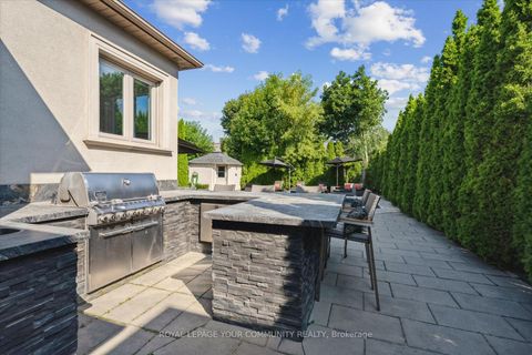 Photo 39 at 8 Winterport Court, South Richvale, Richmond Hill