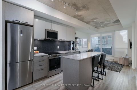 Photo 17 at 215 - 1808 St. Clair Avenue W, Pellam Park, Toronto