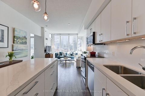 Photo 6 at 1020 - 21 Nelson Street, Waterfront Communities C1, Toronto