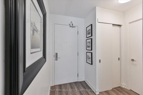 Photo 11 at 1020 - 21 Nelson Street, Waterfront Communities C1, Toronto