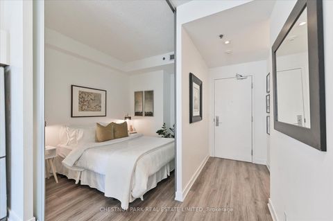 Photo 12 at 1020 - 21 Nelson Street, Waterfront Communities C1, Toronto