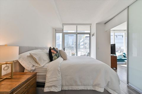 Photo 16 at 1020 - 21 Nelson Street, Waterfront Communities C1, Toronto