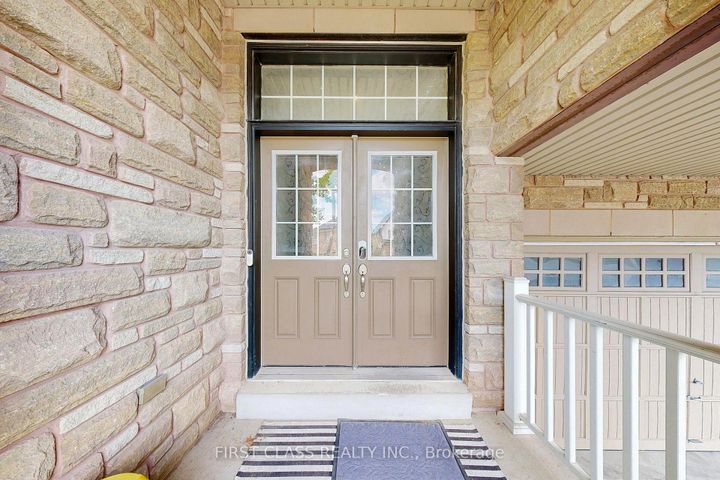 Photo 1 at 144 Alpaca Drive, Jefferson, Richmond Hill