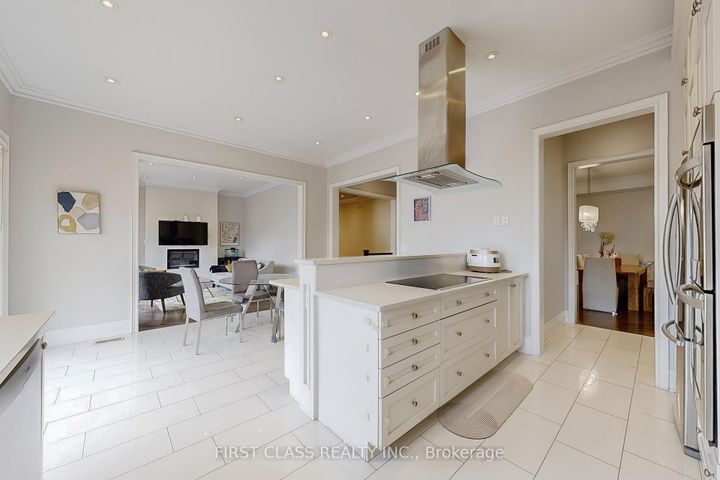 Photo 5 at 144 Alpaca Drive, Jefferson, Richmond Hill