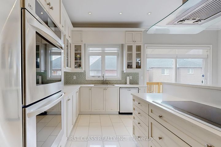 Photo 6 at 144 Alpaca Drive, Jefferson, Richmond Hill