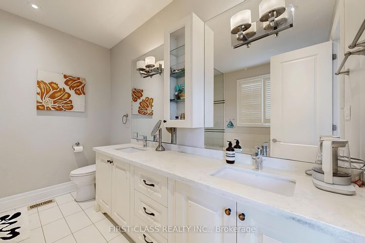 Photo 23 at 144 Alpaca Drive, Jefferson, Richmond Hill
